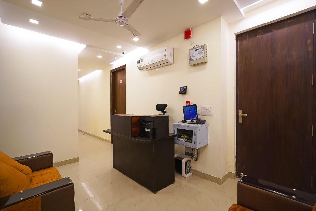 Hotel O Olive Saffron Delhi  Extérieur photo